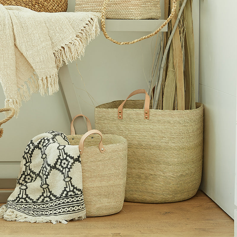 Palm Straw Basket with Leather Handles (BSH1024)